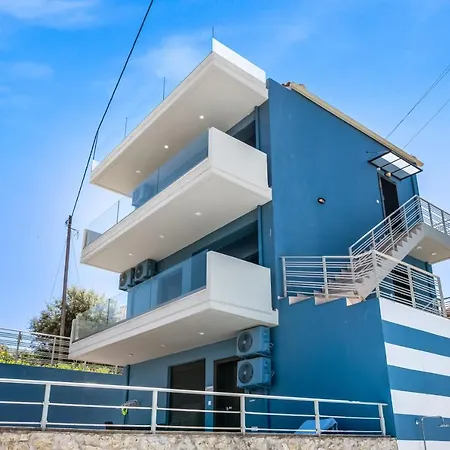 Oceanida Ipothoi Apartment *